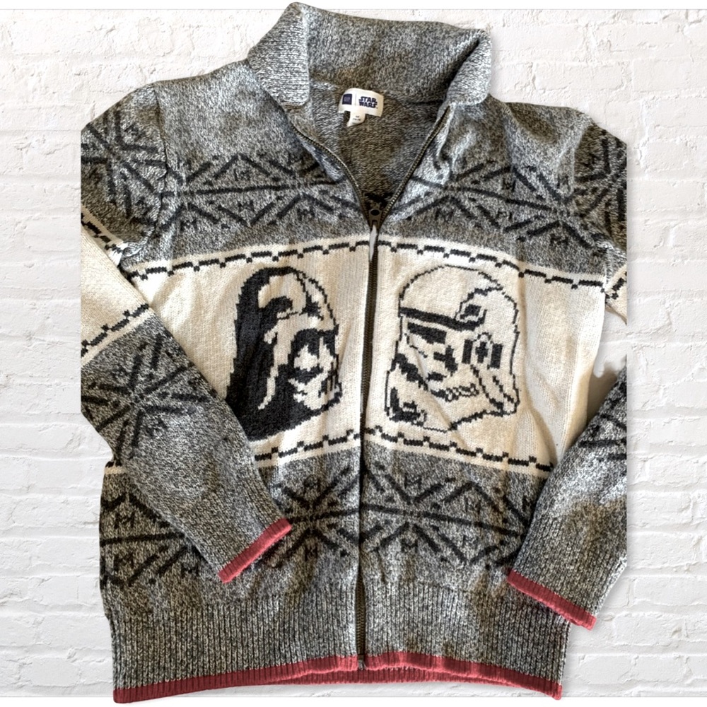 Gap x Starwars sweater XXL (14-16) Cardigan zip up sweater